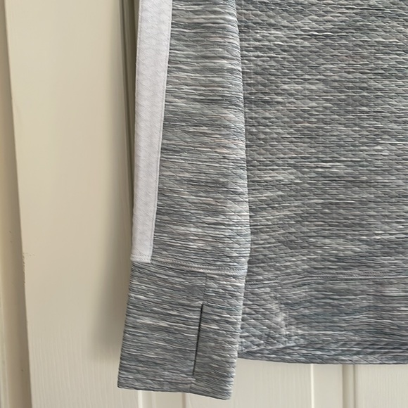 Athleta Sweatshirt - Picture 2 of 7